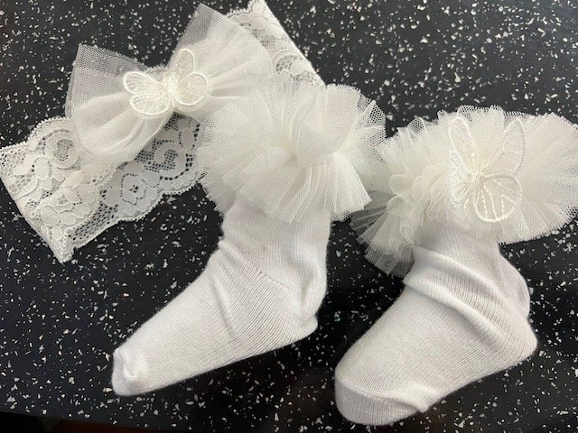 MAYORAL 9710 BABY GIRL BOXED WHITE BOOTEE SOCKS AND HEADBAND 