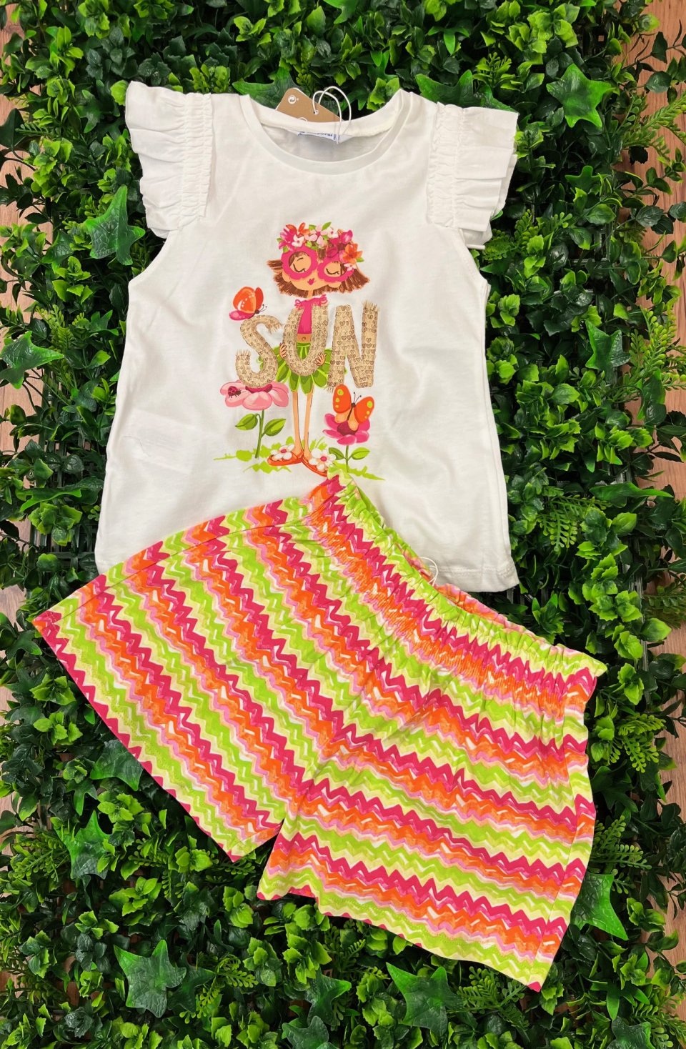 MAYORAL 3098/3257 GIRLS OFF WHITE FRILL SLEEVELESS TOP PRINTED DETAIL WITH PINK/KIWI WAVE PRINTED SHORTS  2 PCE SET 